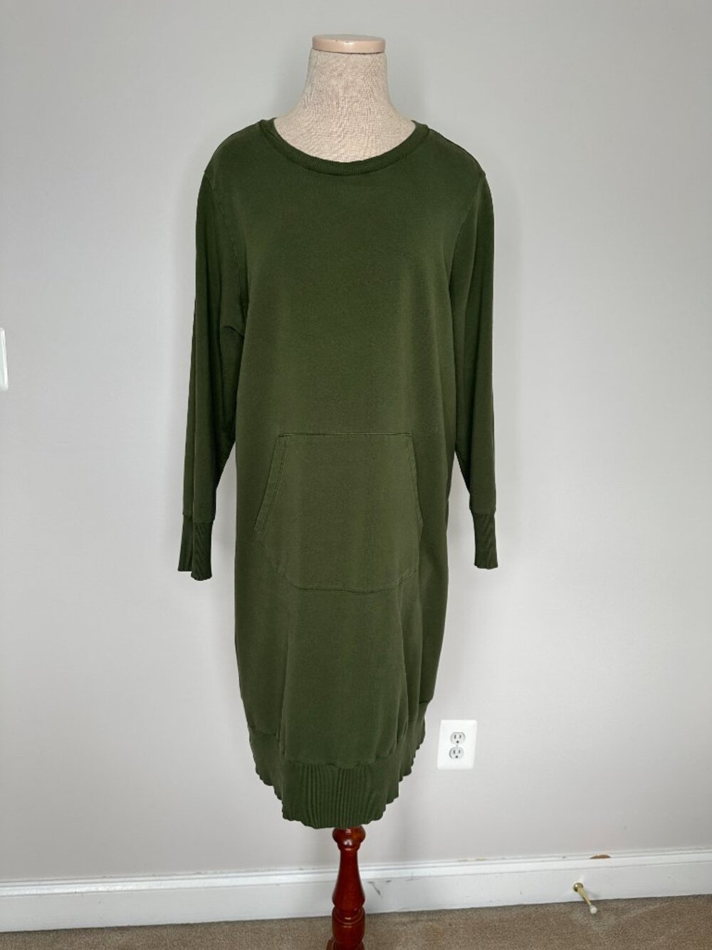 Universal Standard Women's Bree Sweatshirt Dress Olive Size Medium (18-20)